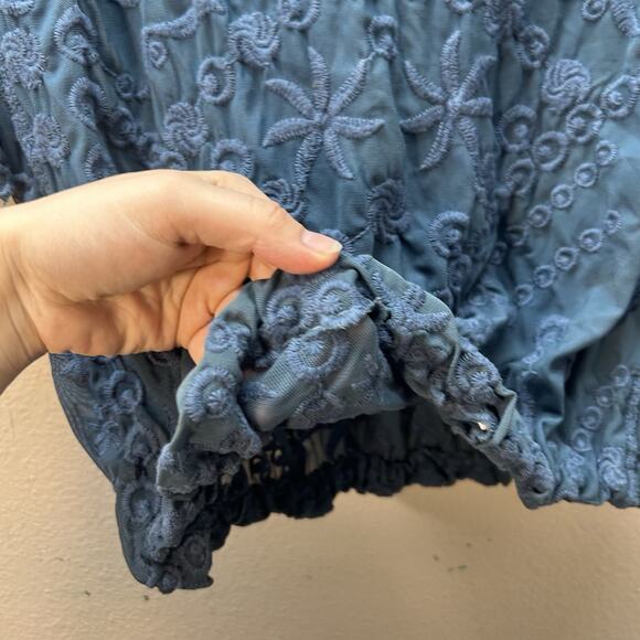 Boho Lace Whimsigoth Fairy Sheer Embroidered Top SZ M 3/4 Sleeves Cinched Y2K - Picture 2 of 8